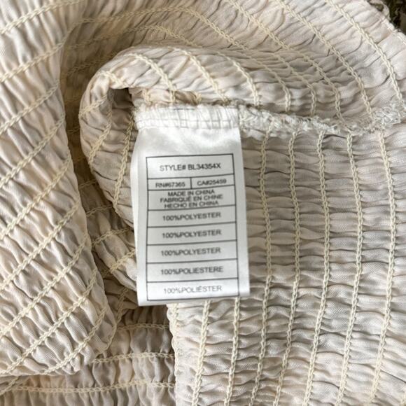 BB Dakota Steve Madden Size Small Top.  Like new condition. - Picture 8 of 8